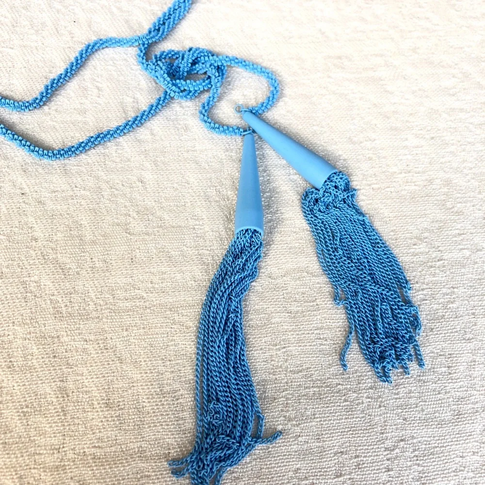 KENDRA SCOTT Phara necklace in blue matte